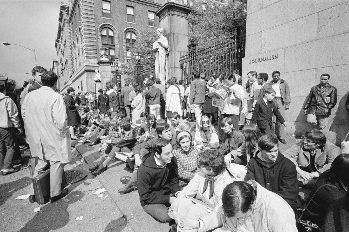 Students Form Barricade Outside Columbia