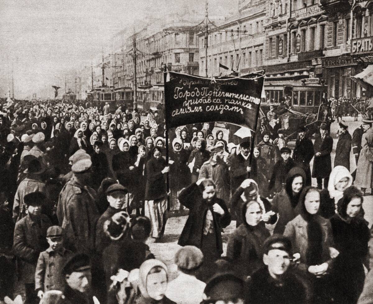 THE RUSSIAN REVOLUTION