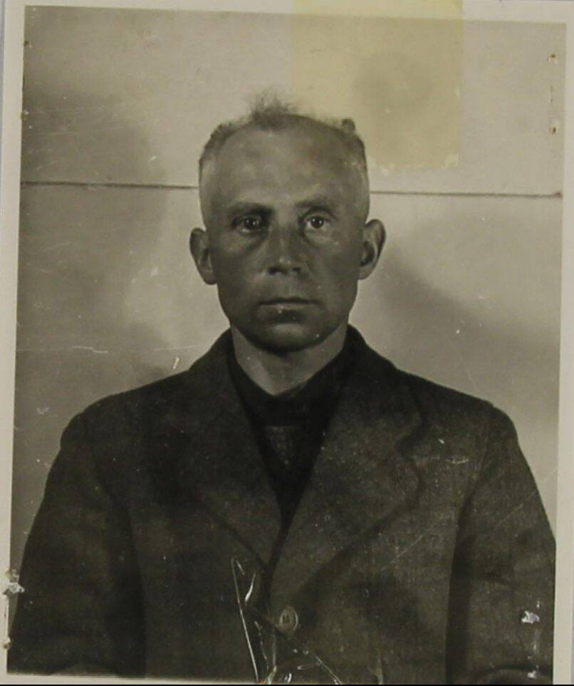 Hans_Raupach_1945,_photo_MI5