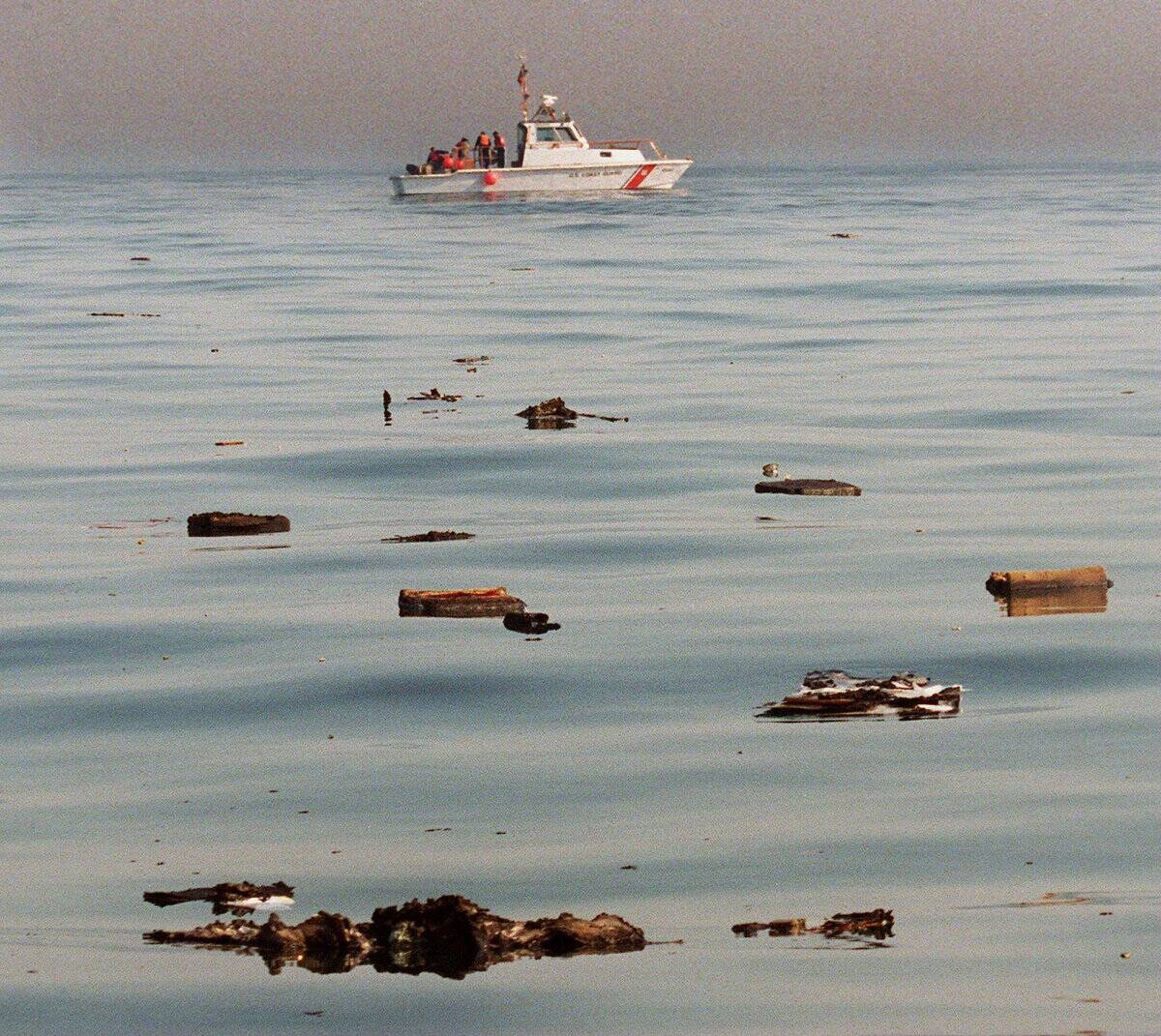 Doomed TWA Flight 800 floating debris off Long Island