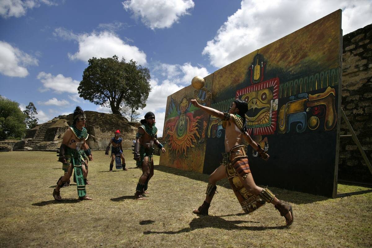 Guatemala - Games - Juego de Pelota Maya