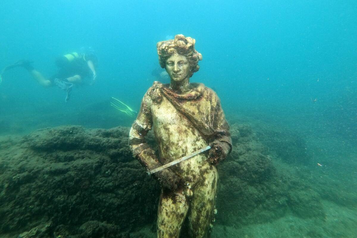 ITALY-DIVING-TOURISM-ARCHAEOLOGY-CULTURE