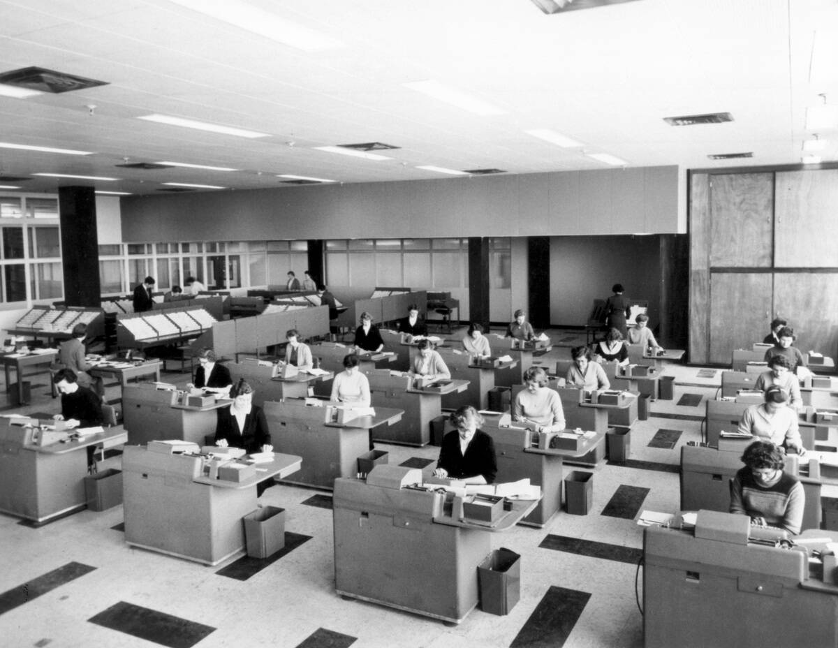 Ministry of Transport (MOT) office, 29 May 1958