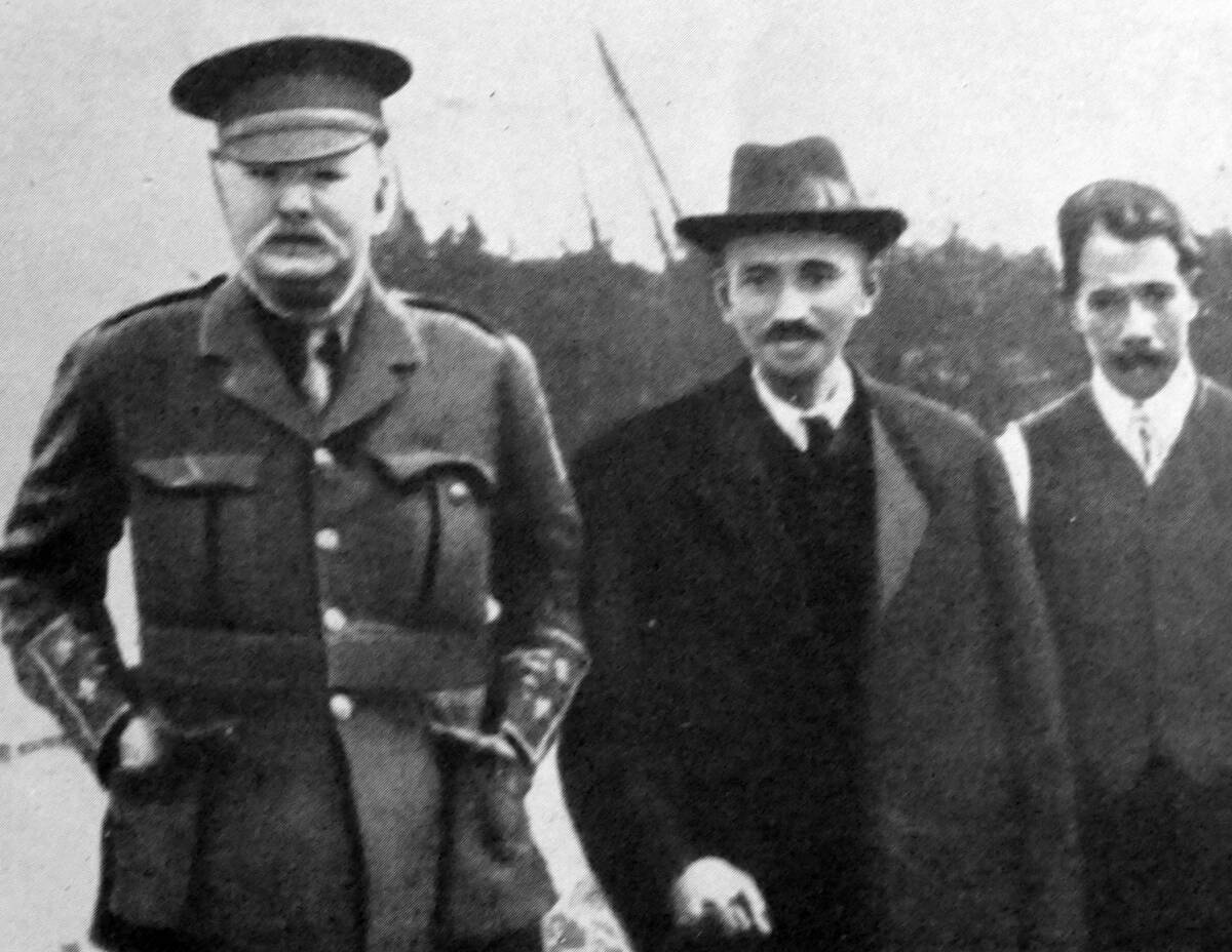 Mohandas Karamchand Gandhi visits England 1914