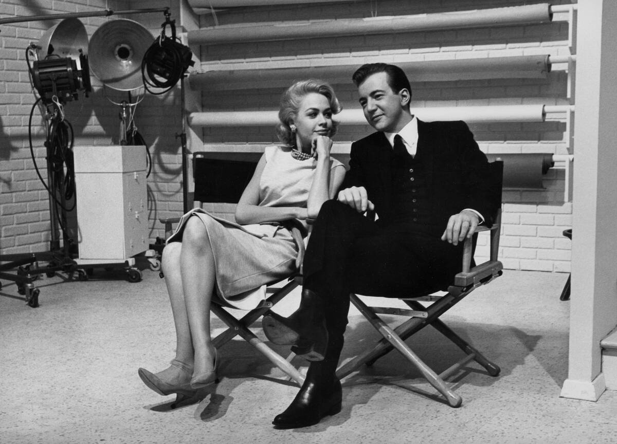 Sandra Dee And Bobby Darin At Set