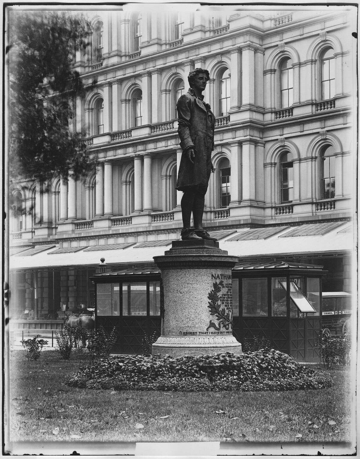 Statue Of Nathan Hale In City Hall Park
