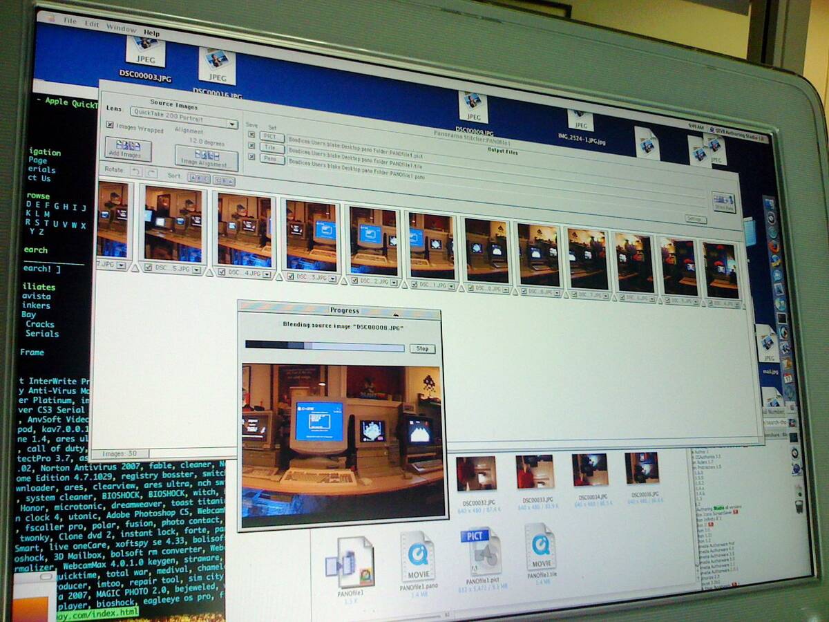 Apple_QuickTime_VR_Studio_v1.0_combining_photos_into_a_panorama