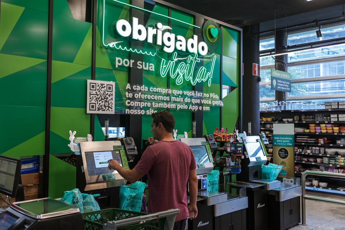 Brazilian Retailer GPA Raises $142 Million in Share Offering