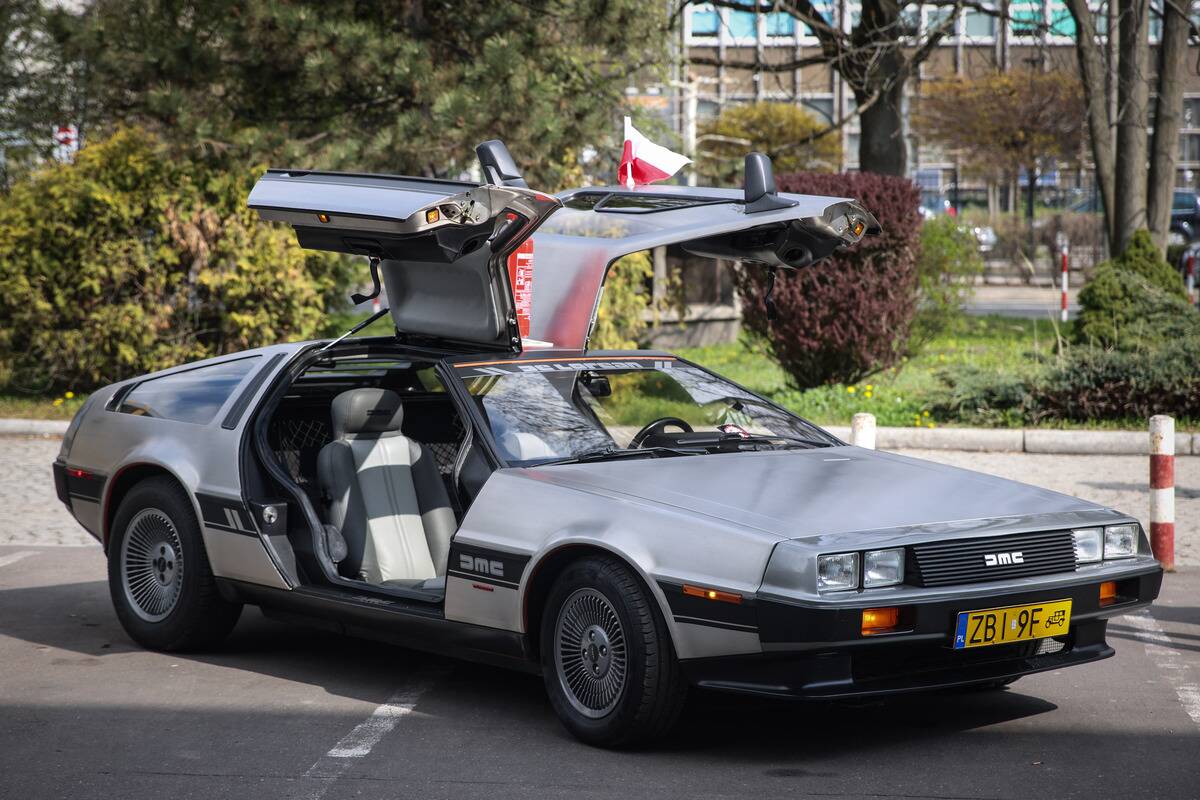 DMC DeLorean Car