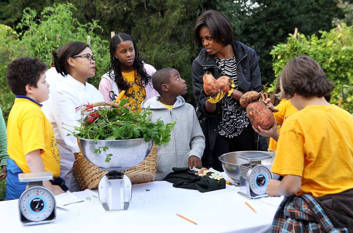First Lady Hosts White House Kitchen Garden Fall Harvest