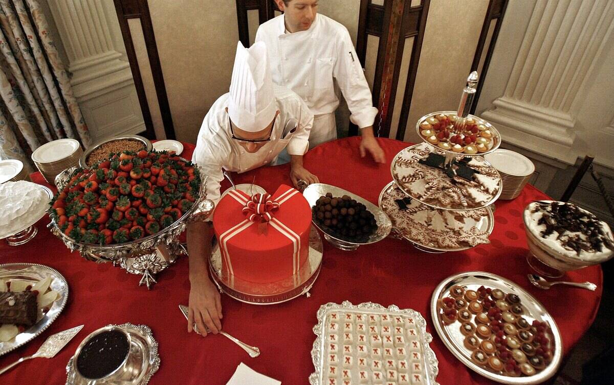 Laura Bush Shows Off White House Holiday Decorations