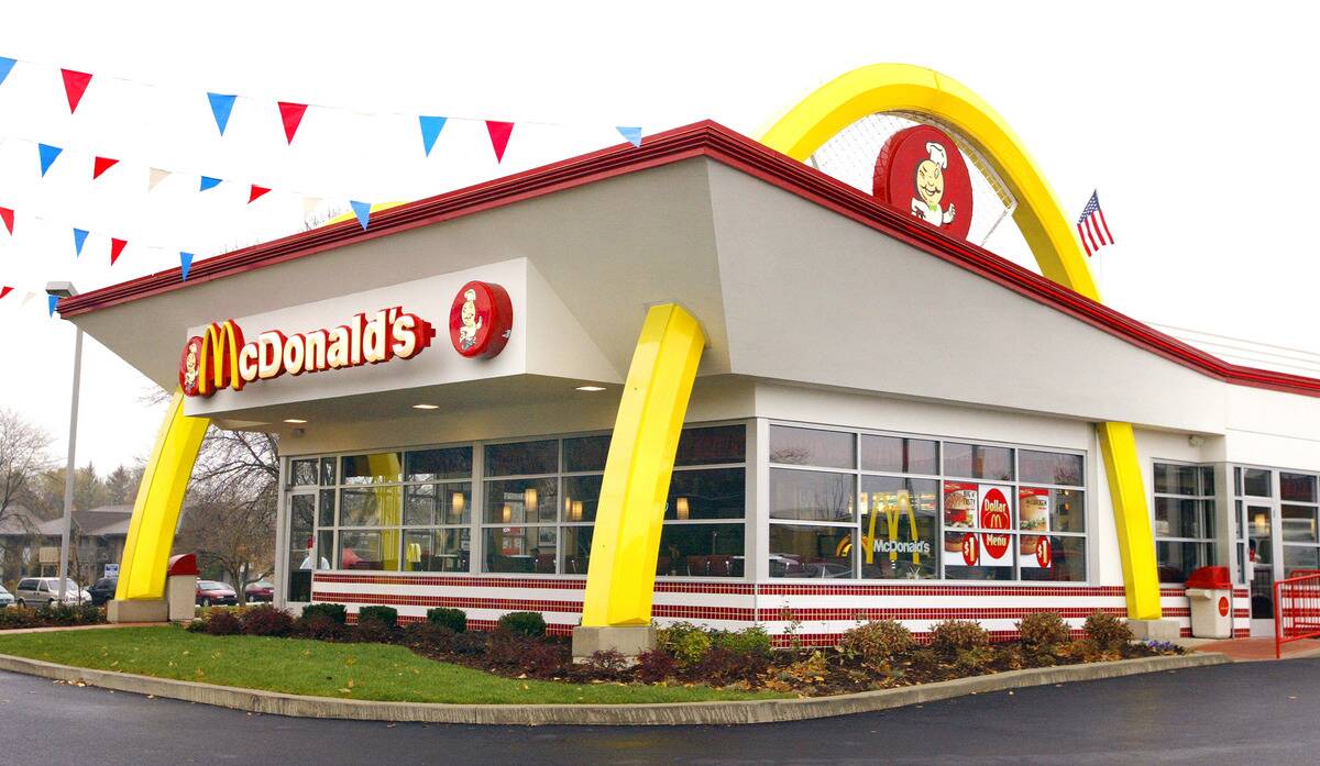 McDonald's To Close Restaurants