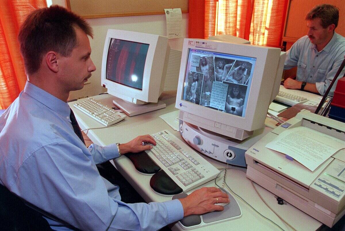 Polizei fahndet im Internet nach Kinderpornos