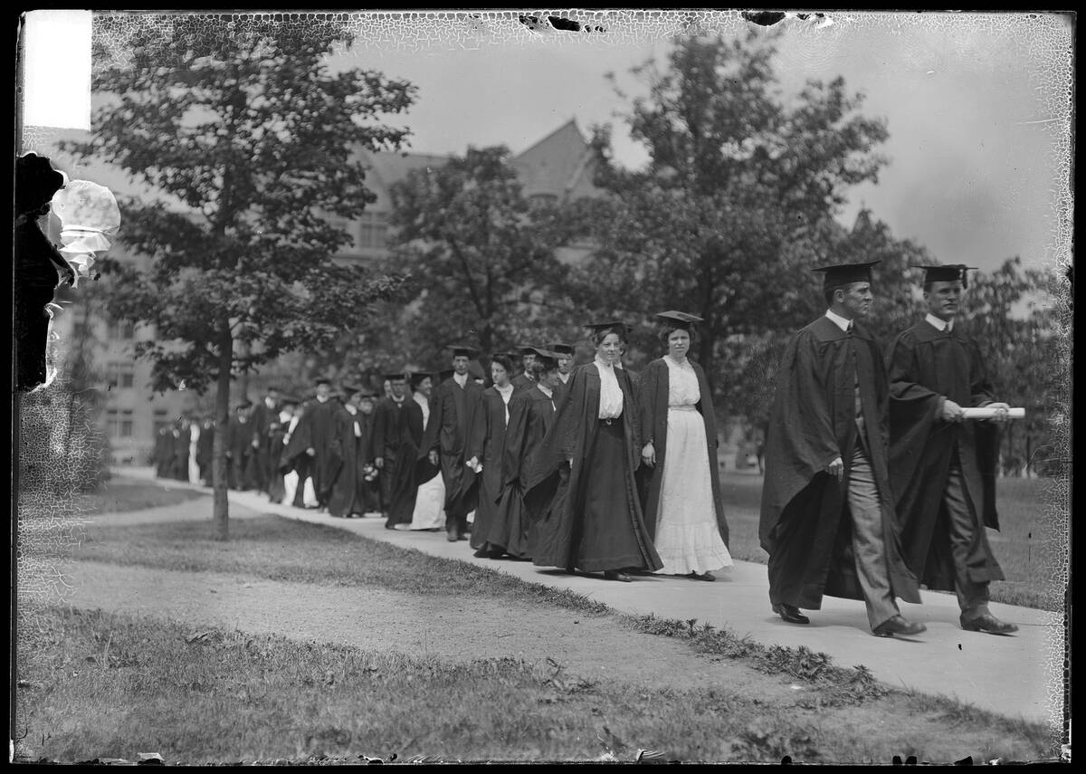 Procession of graduates at the University of Chicago 1903 convocation