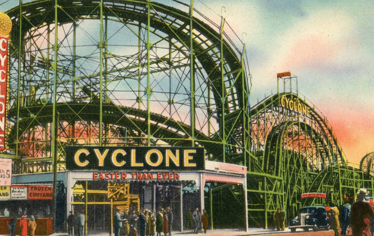 Vintage souvenir postcard, The Cyclone Roller Coaster, Coney Island Beach and Boardwalk, Brooklyn, New York City, 1944