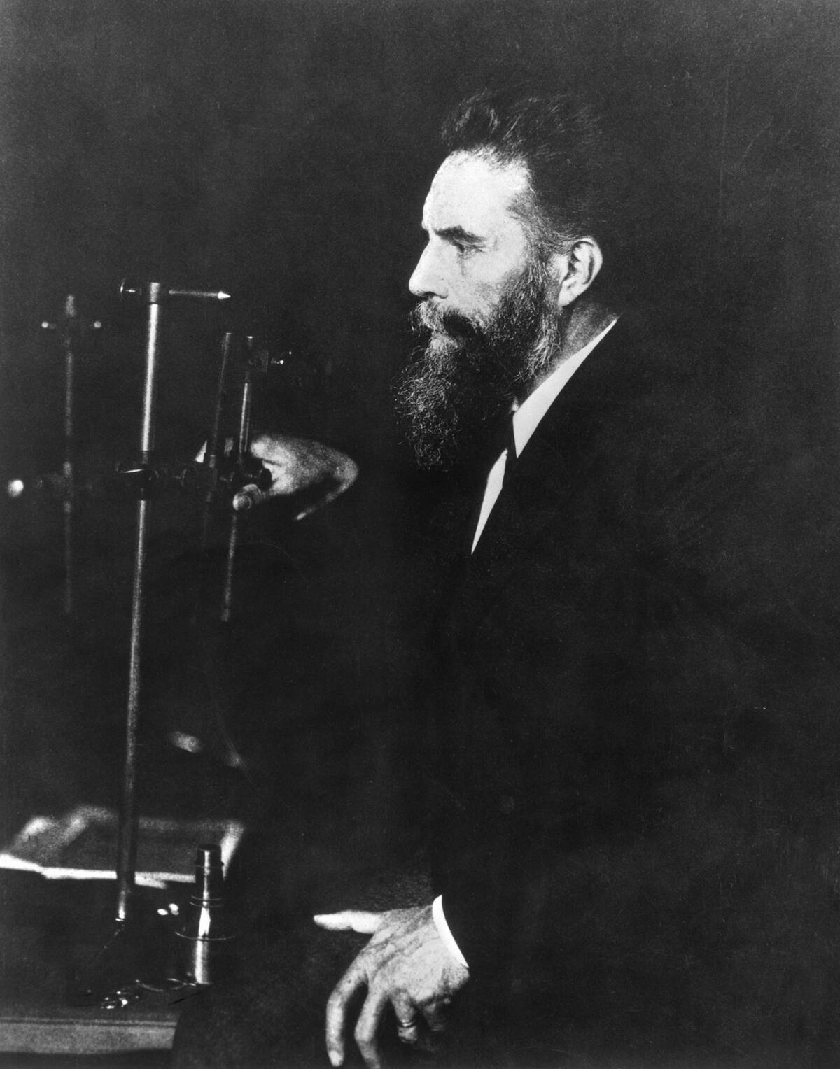 German Physicist Wilhelm Roentgen