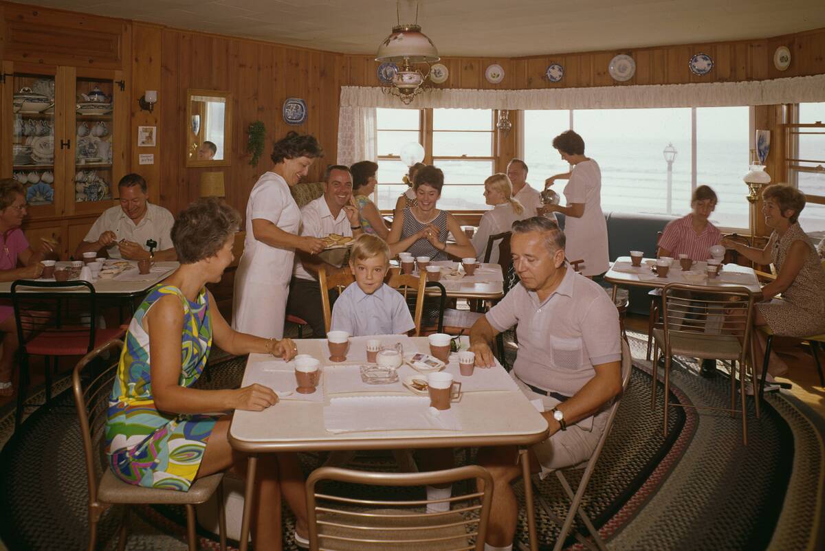 Holiday House Motor Lodge Coffee Shop