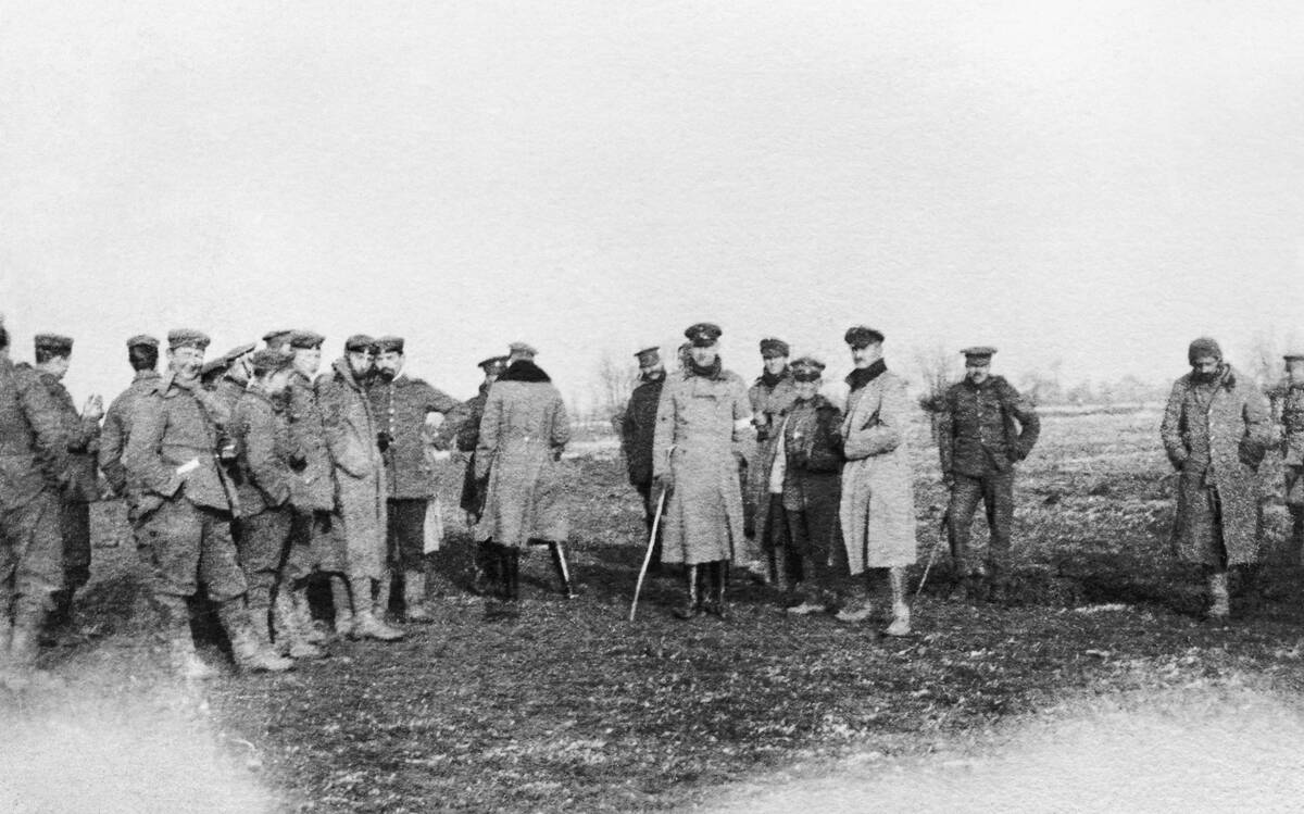 Christmas_Truce_1914_IWM_Q_50719