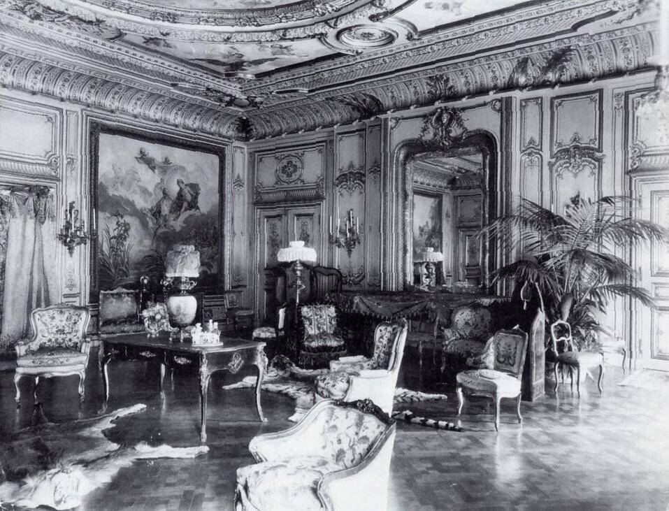 Petit_Chateau_salon