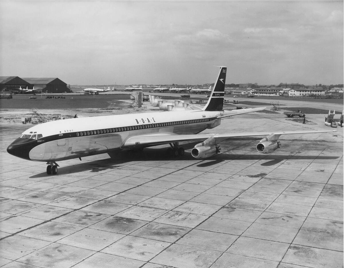 Boeing 707