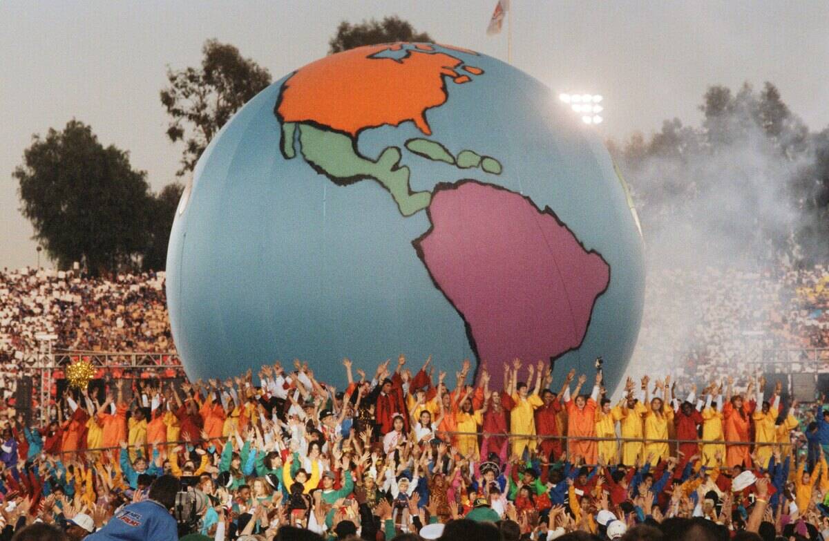 Michael Jackson Performs at Superbowl XXVII