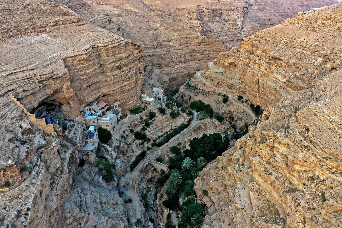 TOPSHOT-PALESTINIAN-ISRAEL-RELIGION-CHRISTIANITY-ORTHODOX