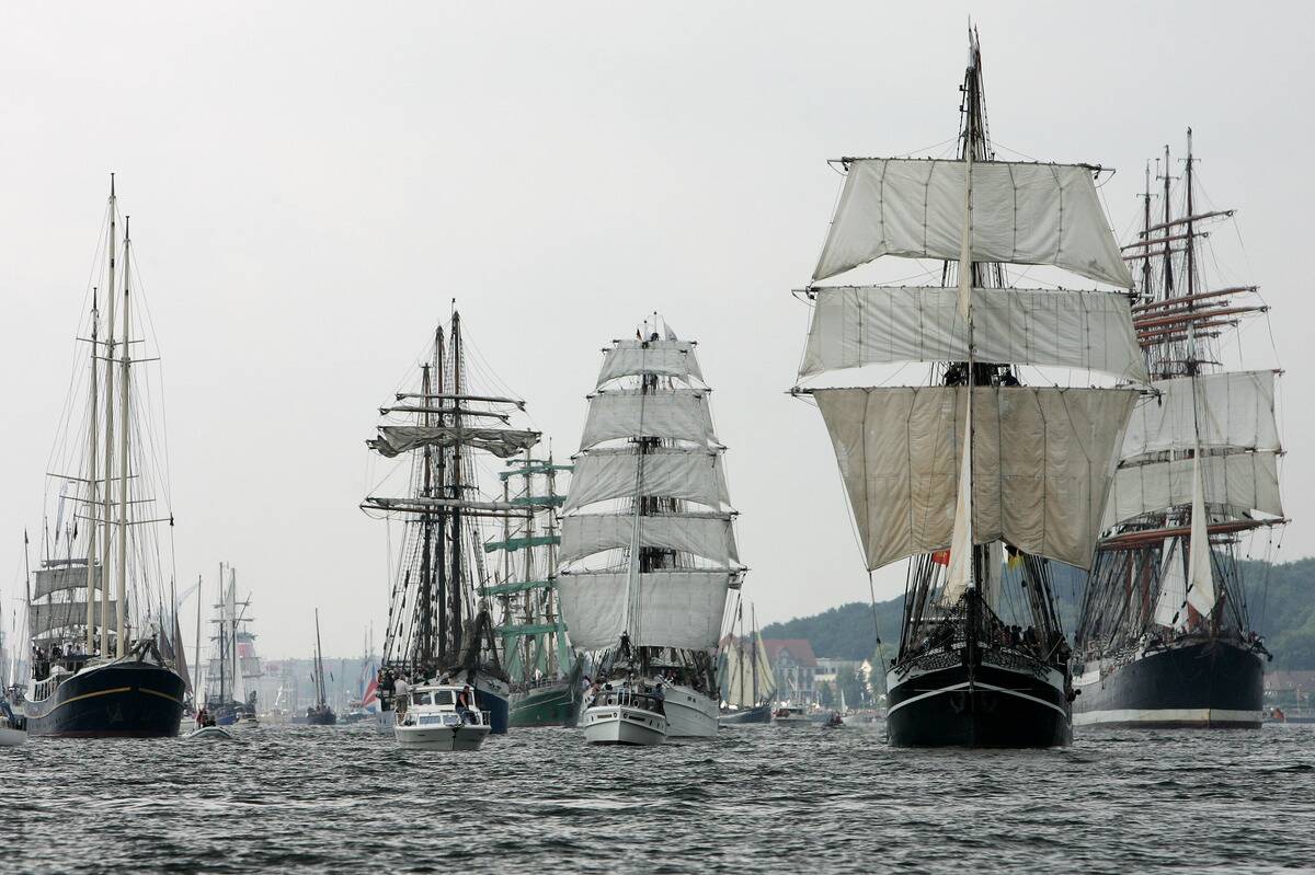 Kiel Week - Full Ship Parade