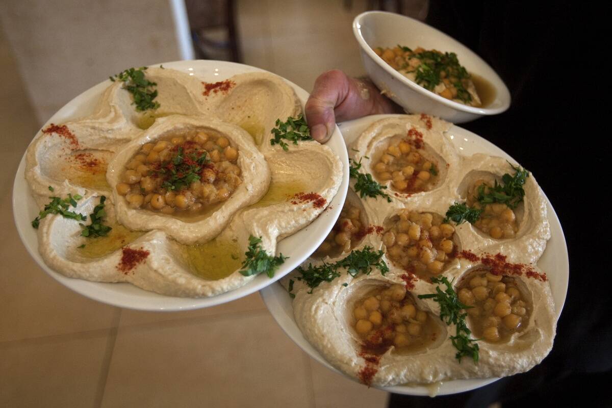 MIDEAST-ISRAEL-LEBANON-GASTRONOMY-HUMMUS