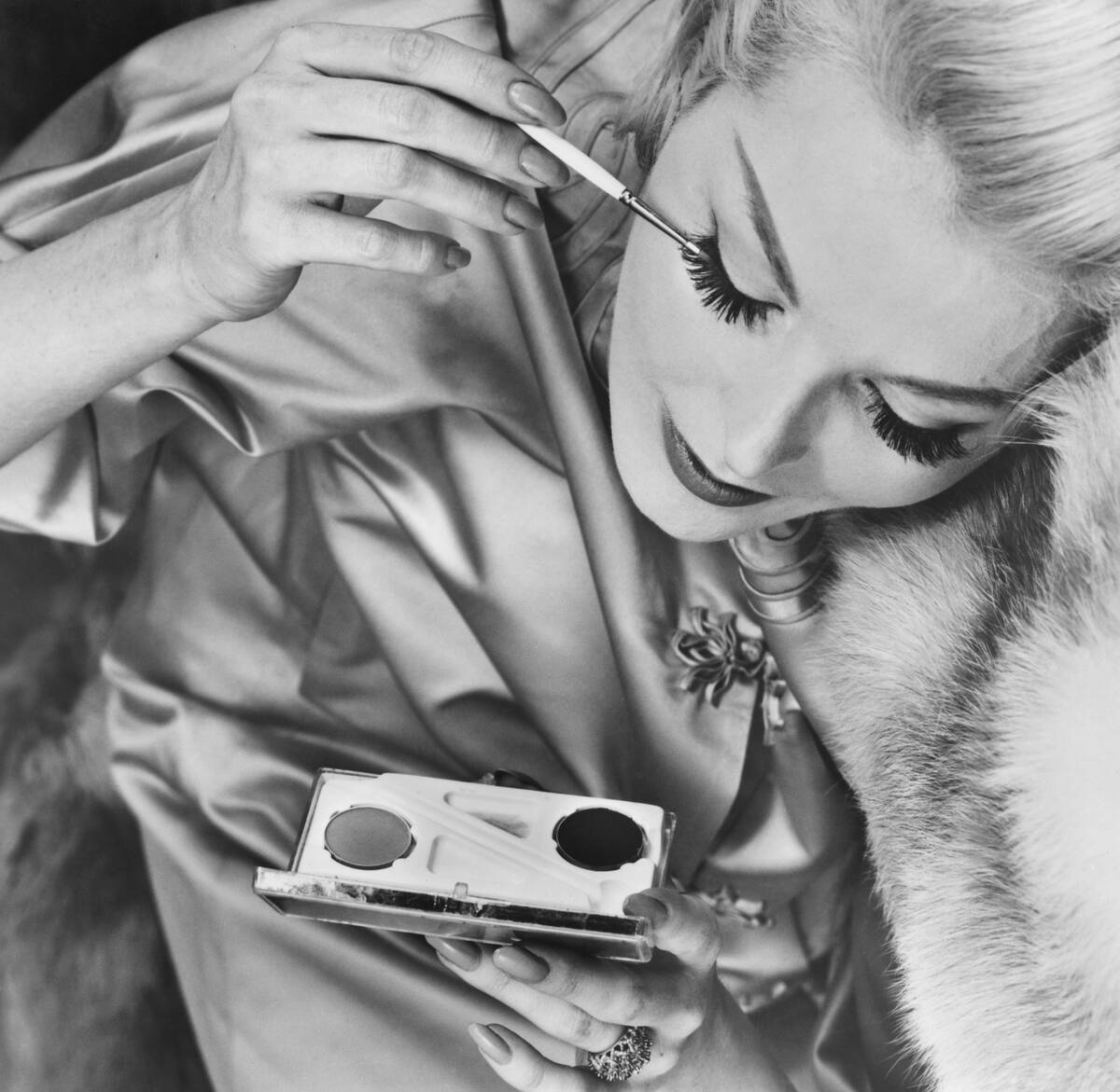 Putting On Eyeliner