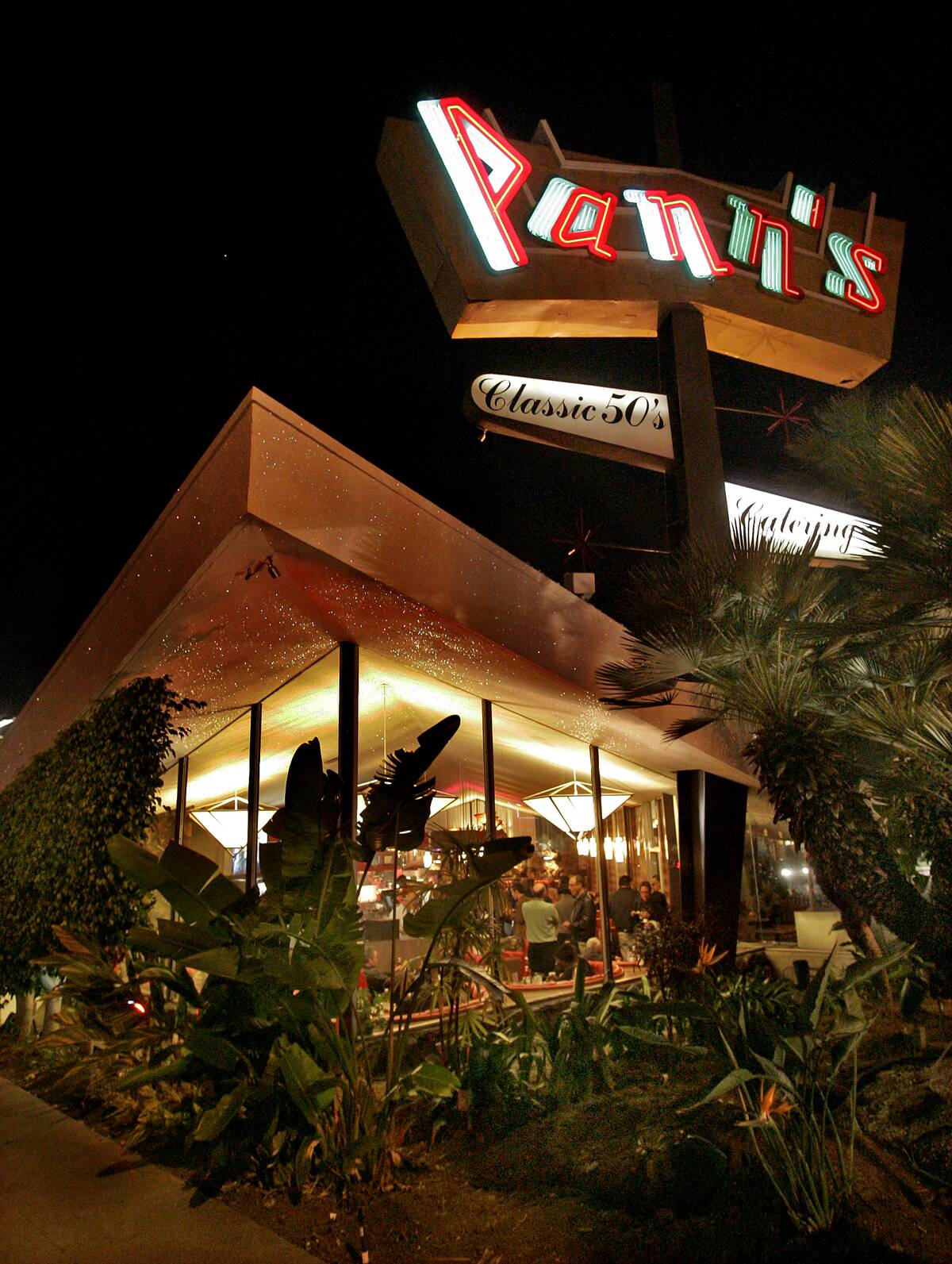 119959.CA.0202.GOOGIE.6.LKH LA Conservancy Modern Committee honoring Eldon C. Davis, googie style ar