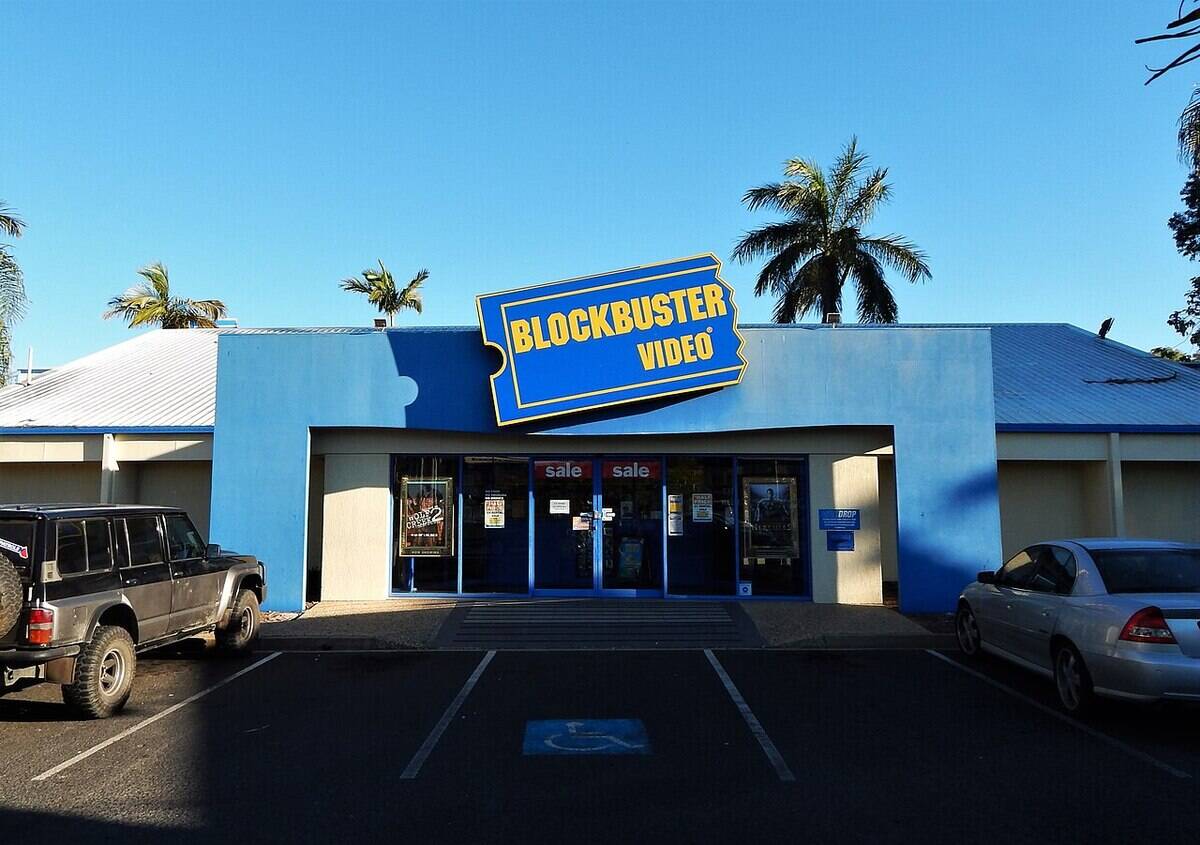 1280px-Blockbuster_Video_store_Rockhampton