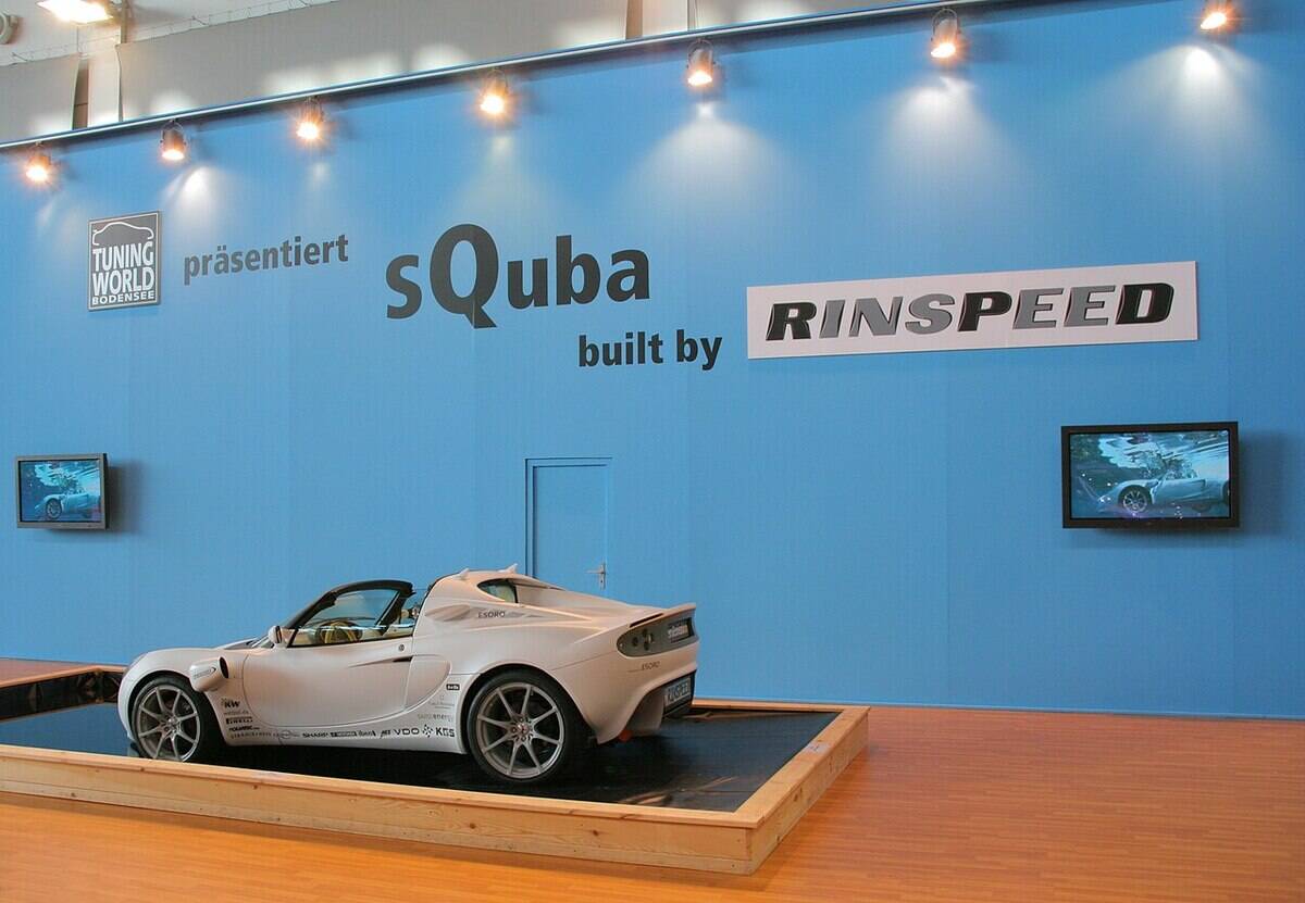 1280px-SQuba_Messestand_TWB_2008