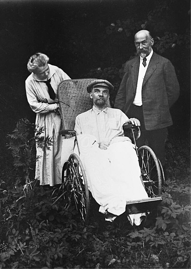Lenin-last-photo