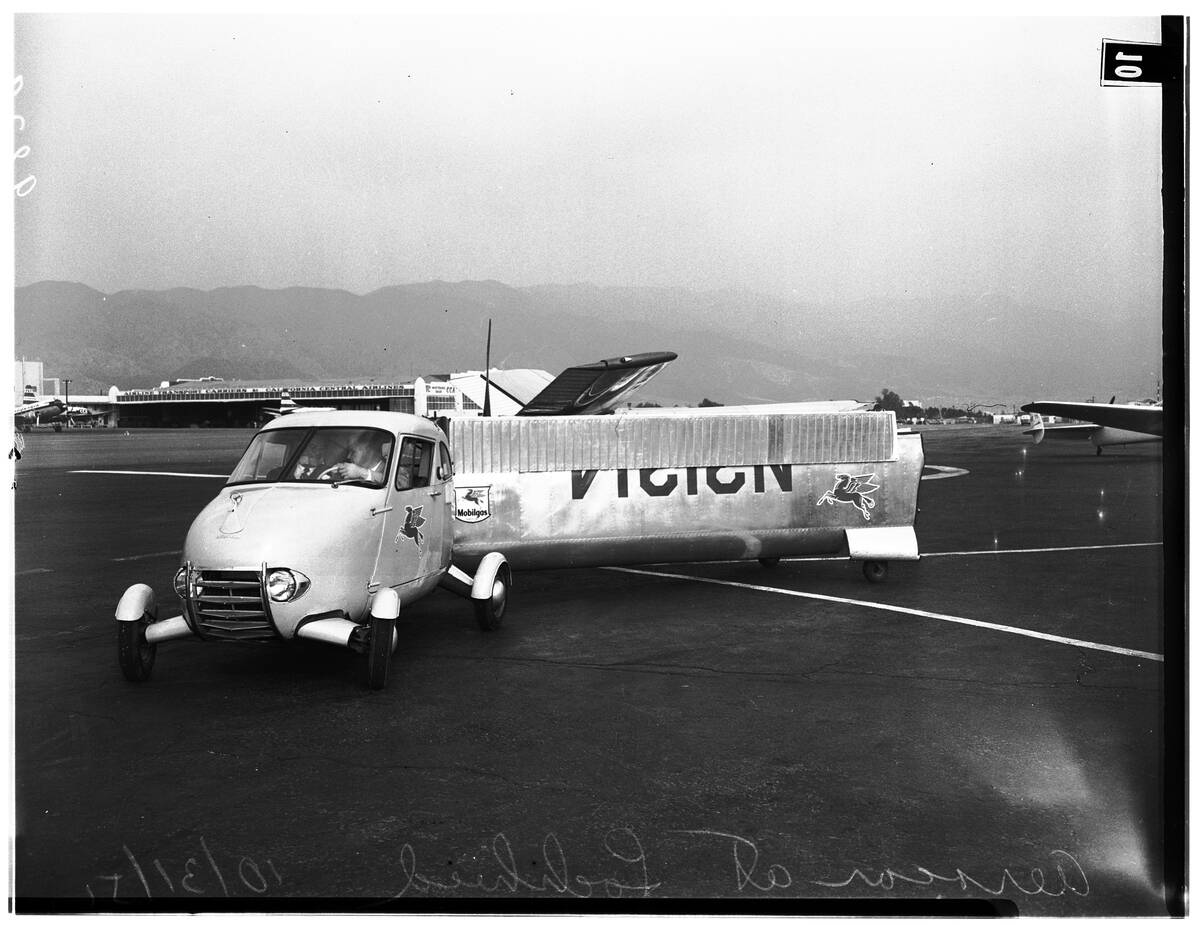 Aerocar Flies at Lockheed, 1951