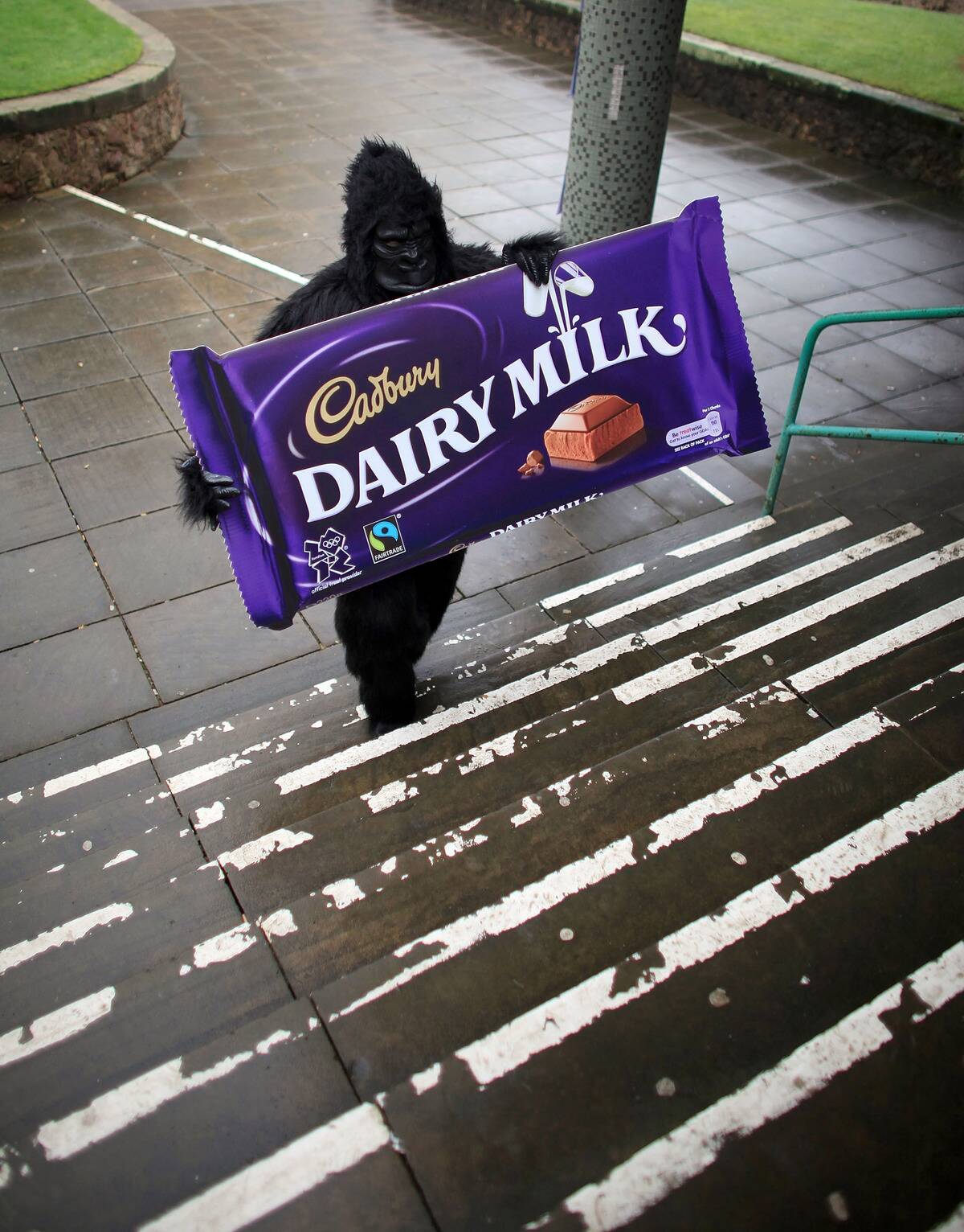 Cadburys Staff Unite To Show Opposition To Hostile Takeover Bids