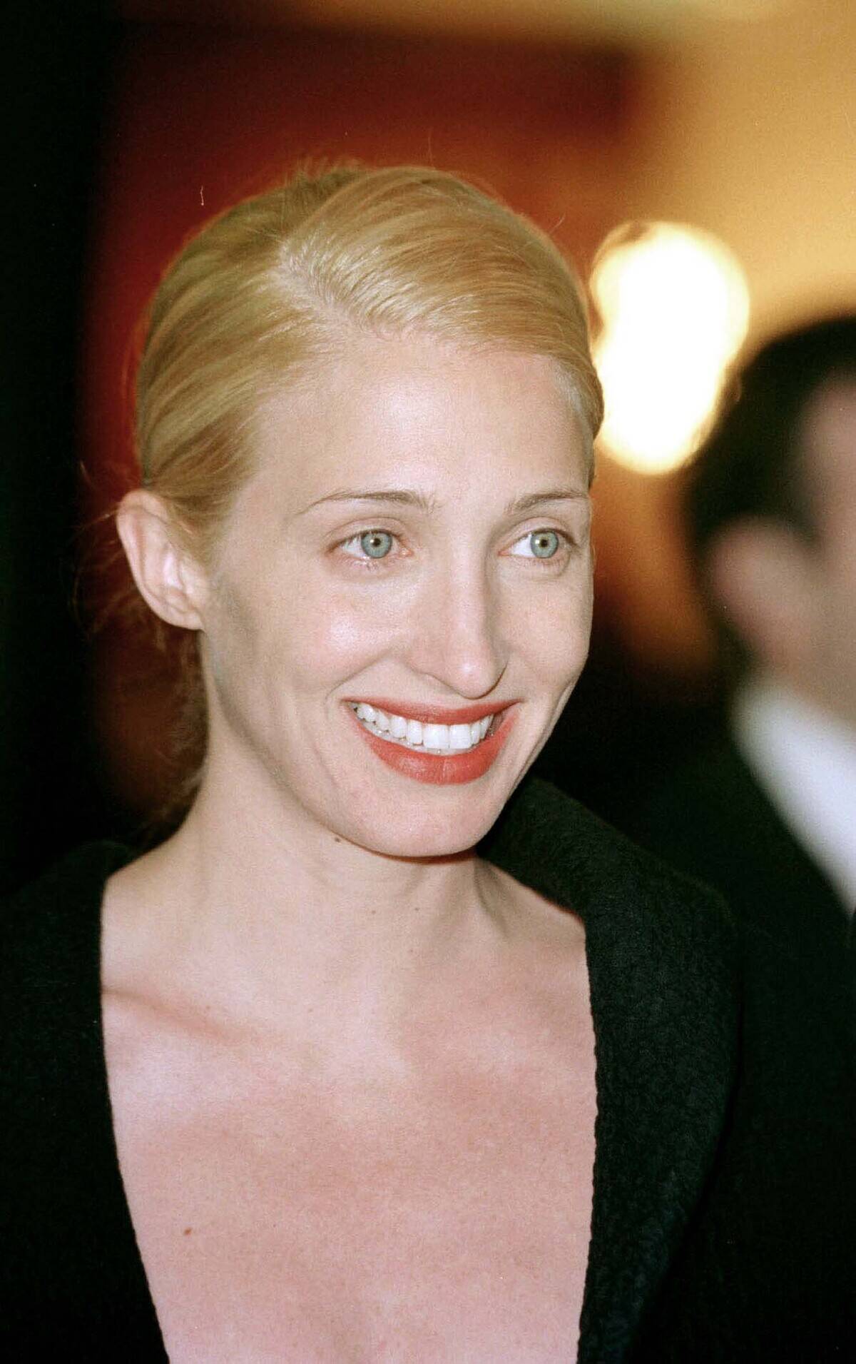 Carolyn Bessette Kennedy Arrives at Benefit