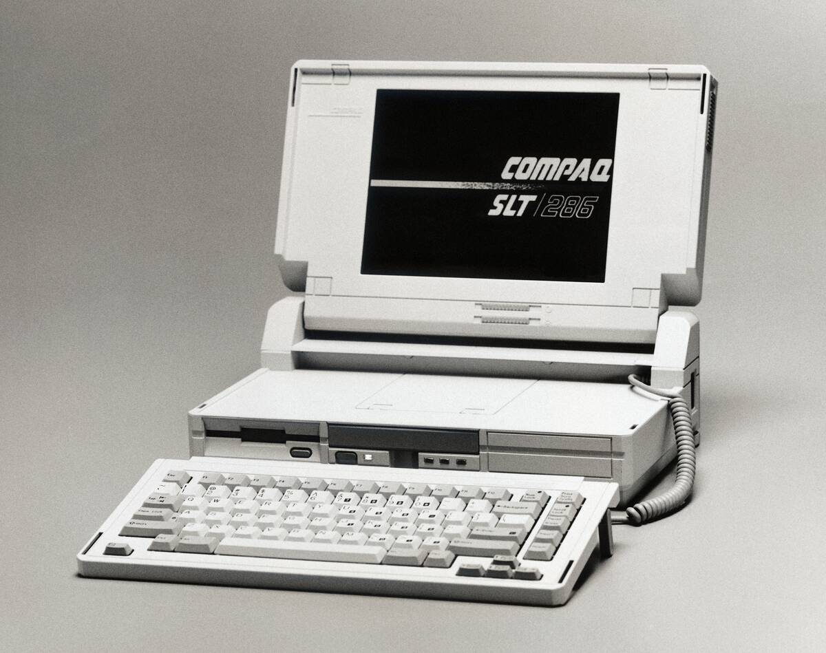 Compaq SLT/285 Portable Computer