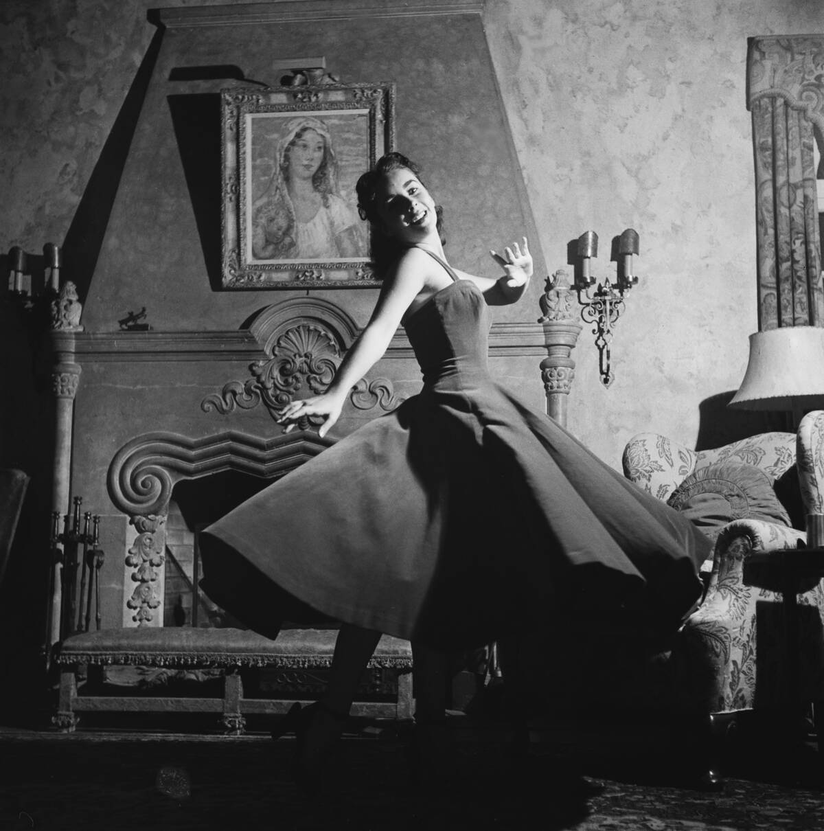 Elizabeth Taylor At Home