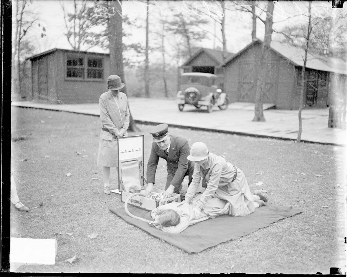First Aid Training For A Girl Scout