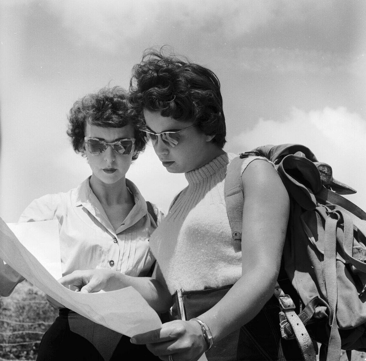 Hiking Ladies