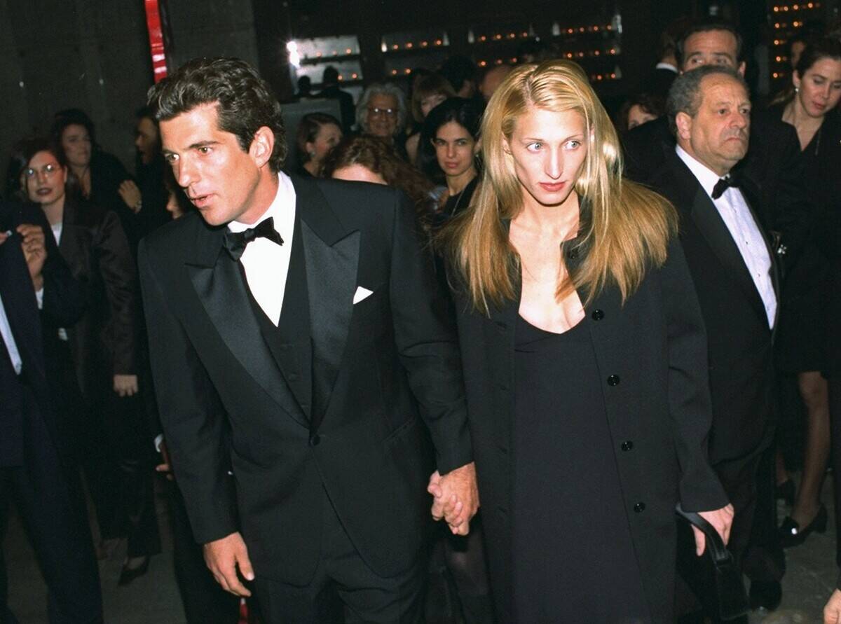 John F. Kennedy Jr. and his wife, Carolyn Bessette Kennedy,