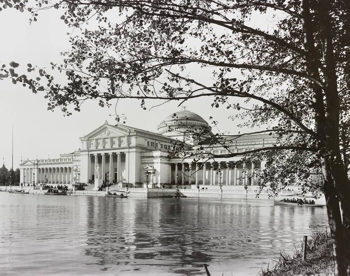 South entrance of Palace of Fine Arts, World's Columbian Exposition, Chicago, Illinois, USA, Frances Benjamin Johnston, 1893