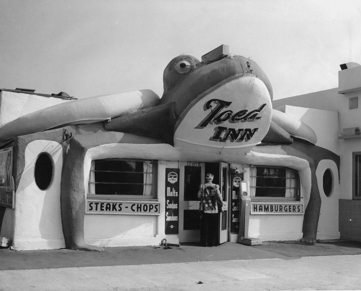 The Toed Inn