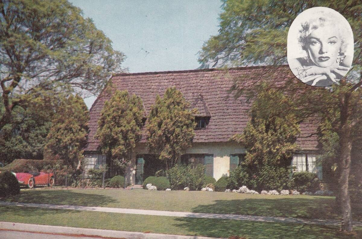 Vintage souvenir postcard, Marilyn Monroe's Home, Homes of Movie and Television Stars series, ca 1958