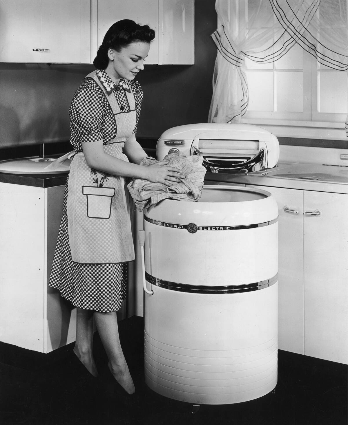 Wringer Washer