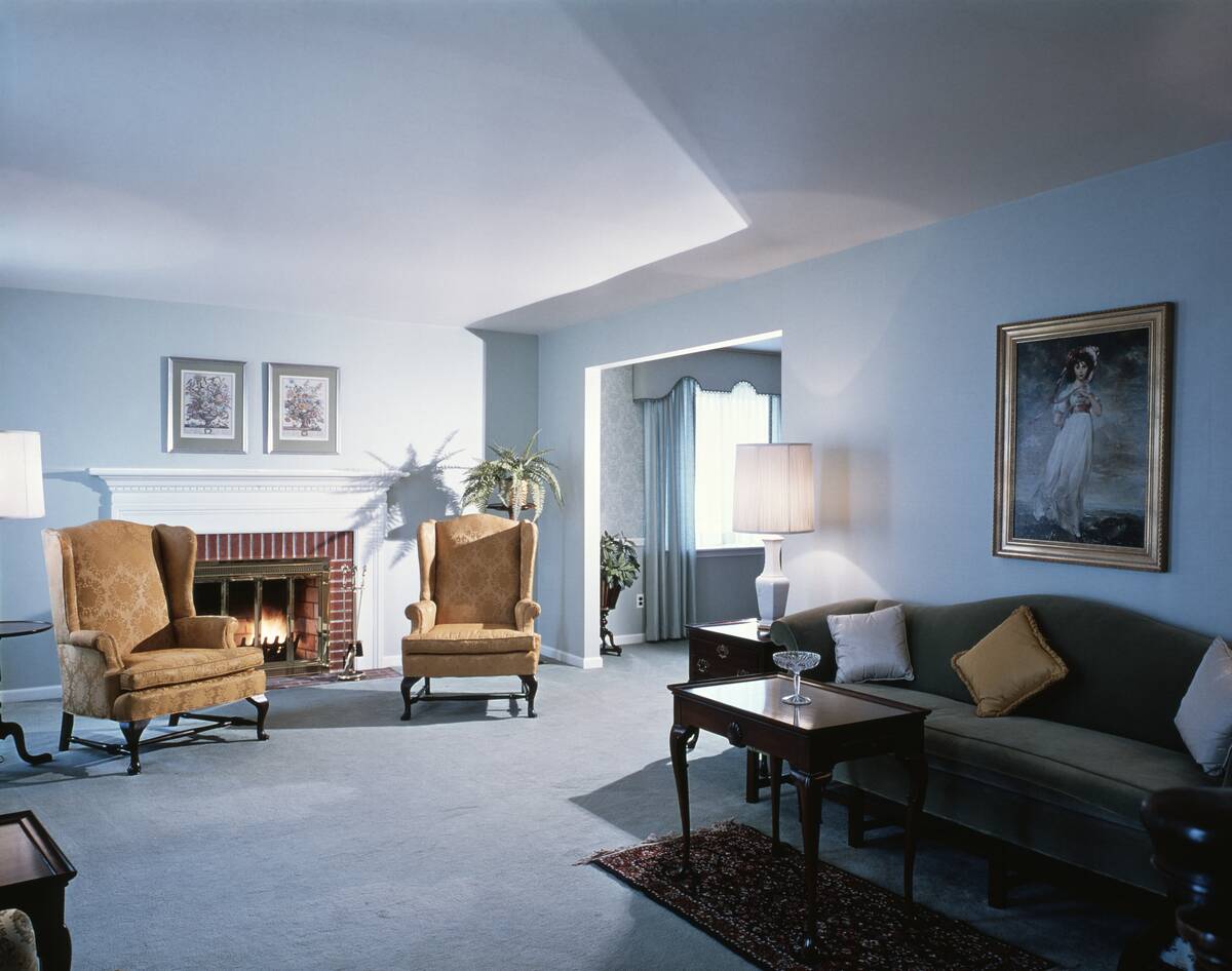 1990s LIVING ROOM BLUE...
