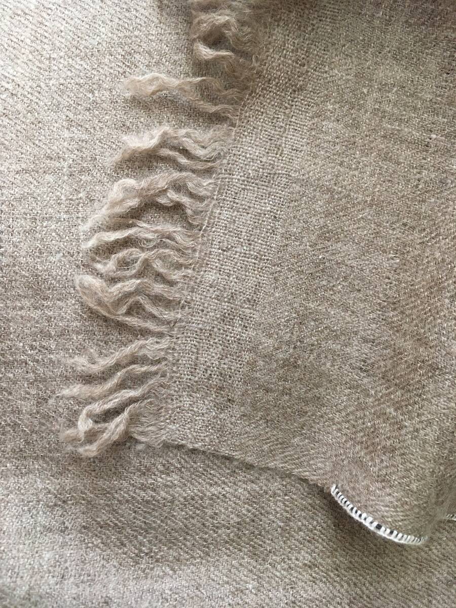 Handwoven-kashmir-pashmina