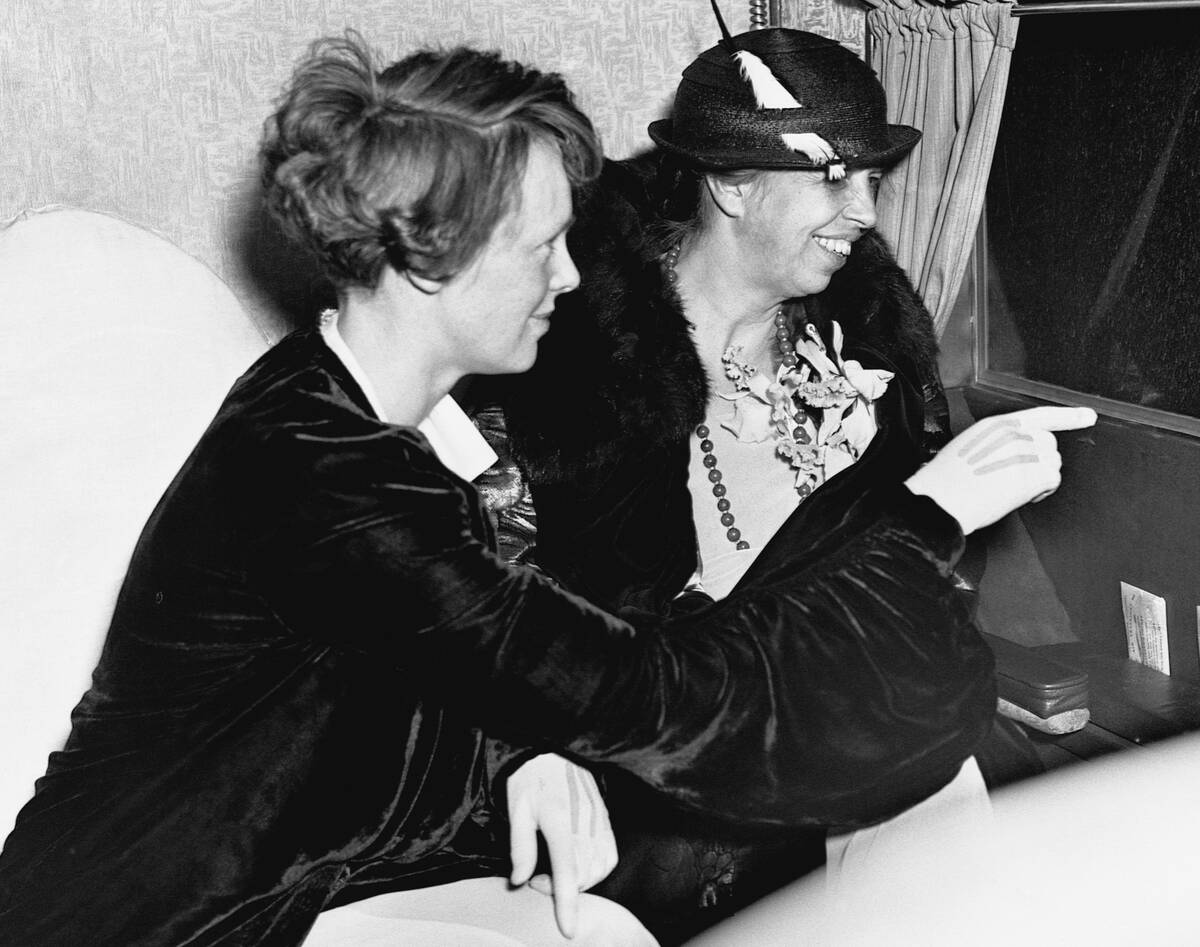 Amelia Earhart and Eleanor Roosevelt