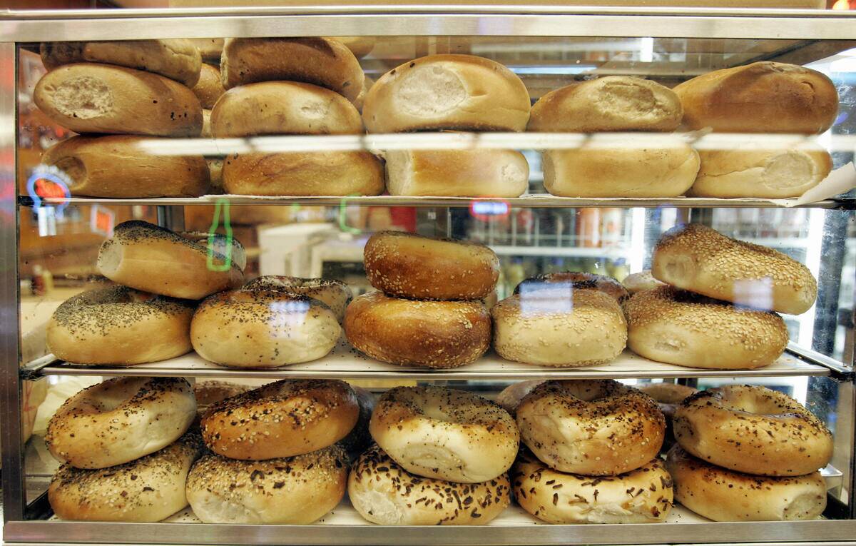 Bagels on display at Katz's Delicatessen