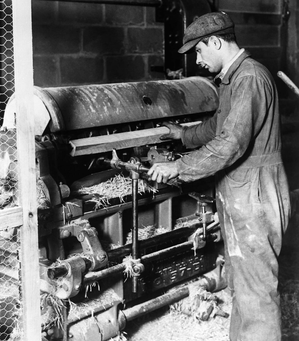 Baseball Bat Maker Shaping Bat